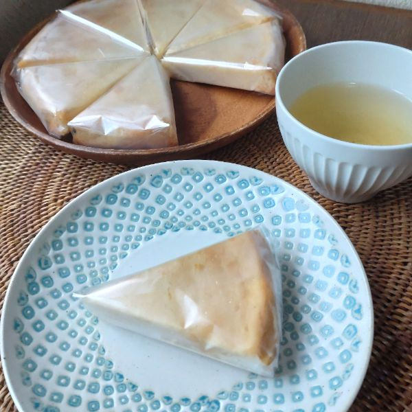 サムネイル： チーズケーキ(濃厚またはライト）