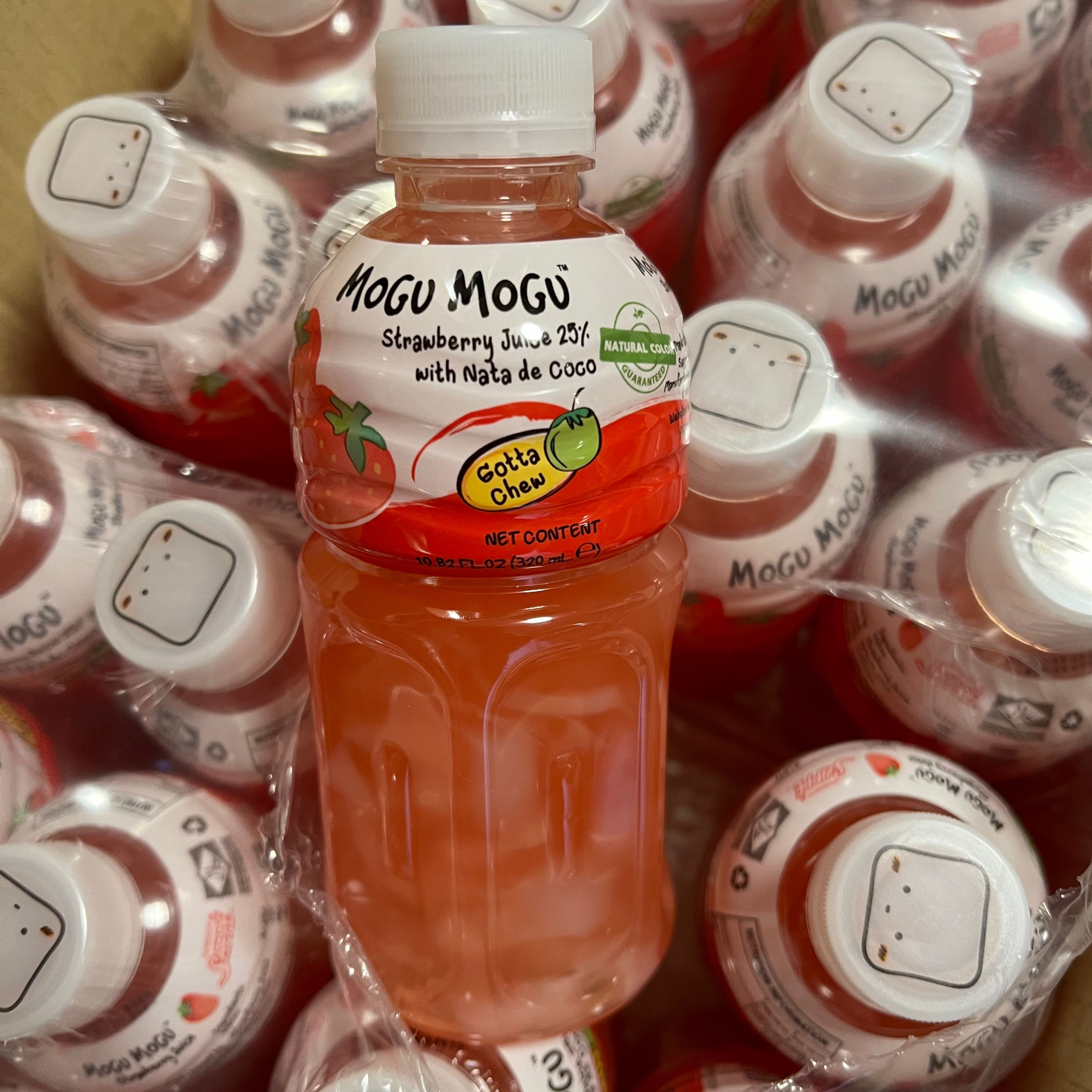 Mogu-Mogu Strawberry 320ml (Expiry 02.05.26)