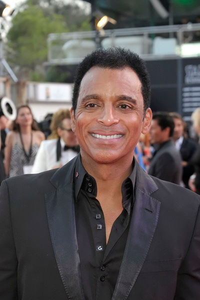 Jon Secada