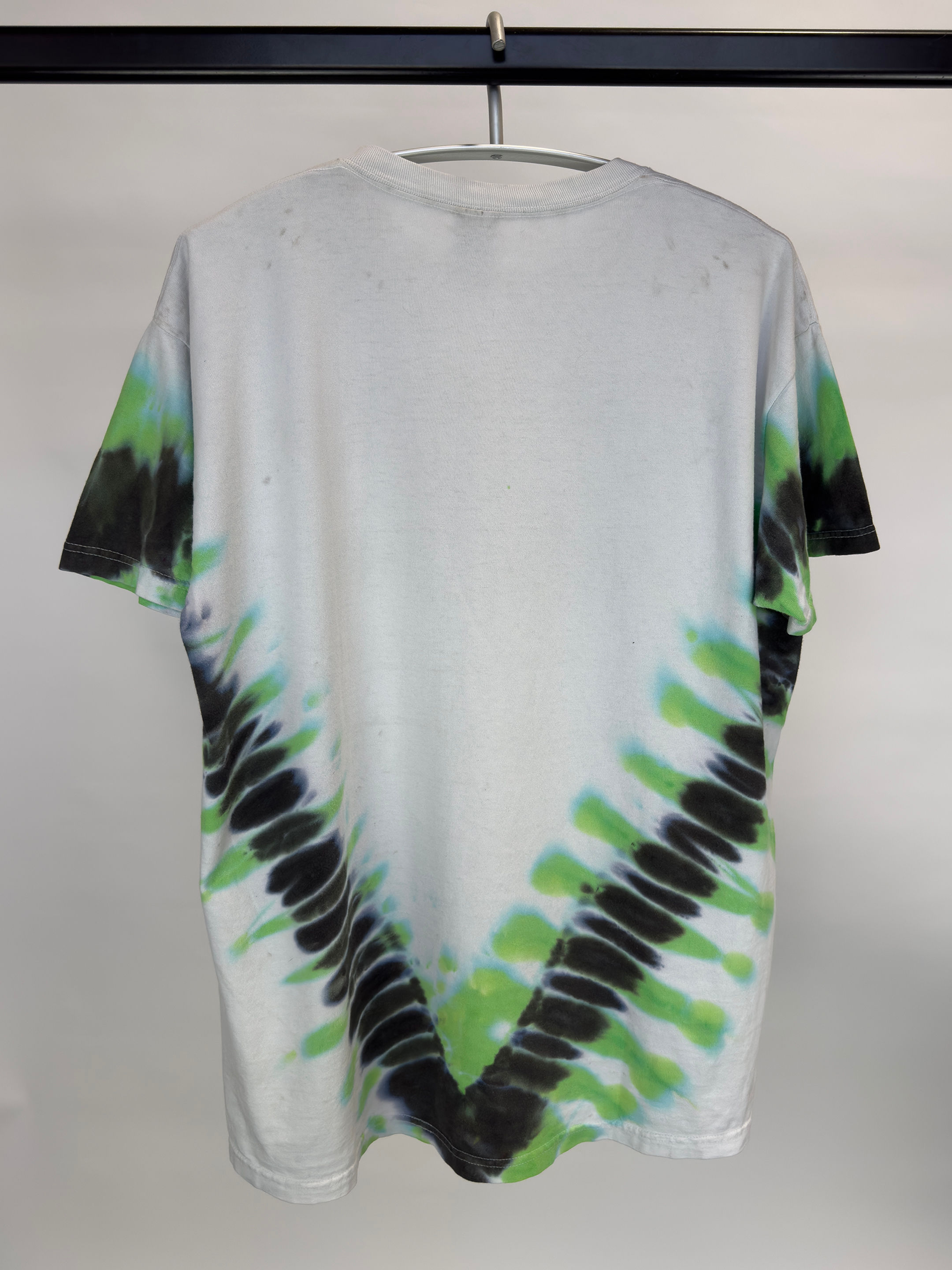2000 CHEECH & CHONG UP IN SMOKE TIE-DYE T-SHIRT