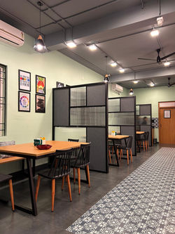 Cafe Ambience