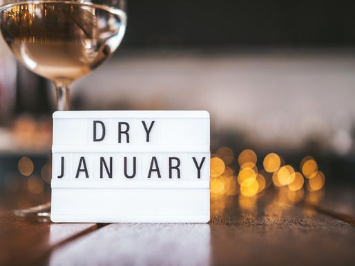 "Alcool et Relations Toxiques : Au-delà du 'Dry January', Une Urgence de Rééducation et de Dignité"