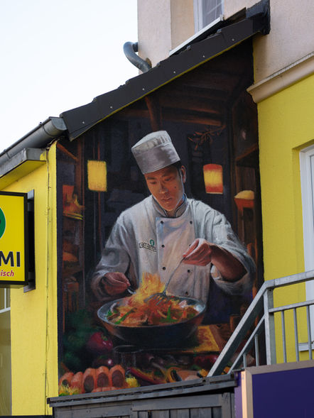 Fassaden- & Verschlaggestaltung Tatami Lübeck