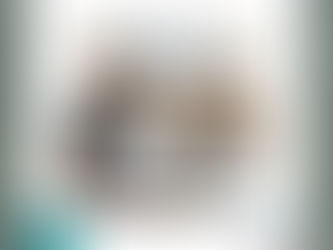 ・こんばんは！OCEAN整骨院です🫧患者様と写真を撮らせて頂きました！ありがとうございます🤍・5月のＧＷは診療しております！3日は水曜日の為出張ですが、4日9:00~13:00/15:00~21:00。