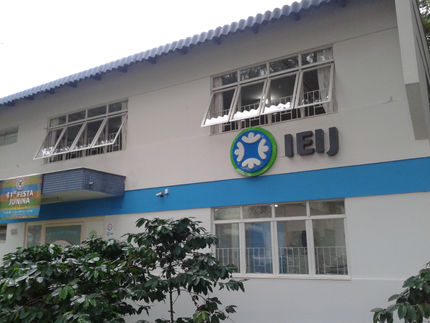 Conferência sobre Gestão Escolar no IEIJ (Londrina/PR)
