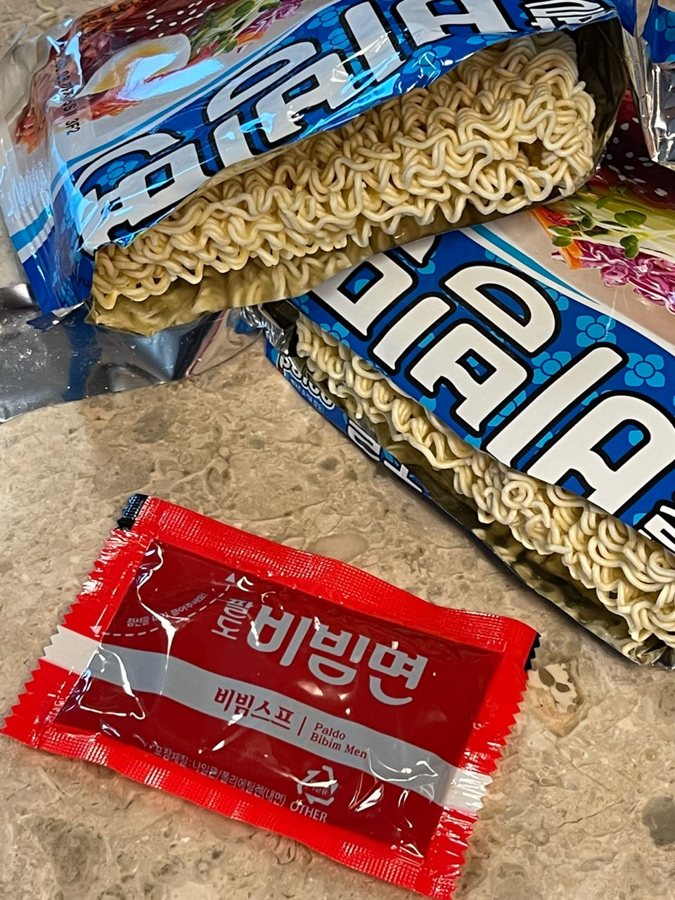 थंबनेल: Paldo Bibimmyeon 130g x 5