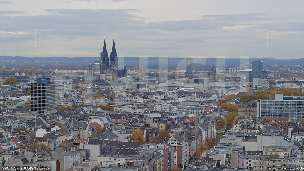 Köln Hiroshima-Nagasaki-Park Parallelflug nach unten C075_C018