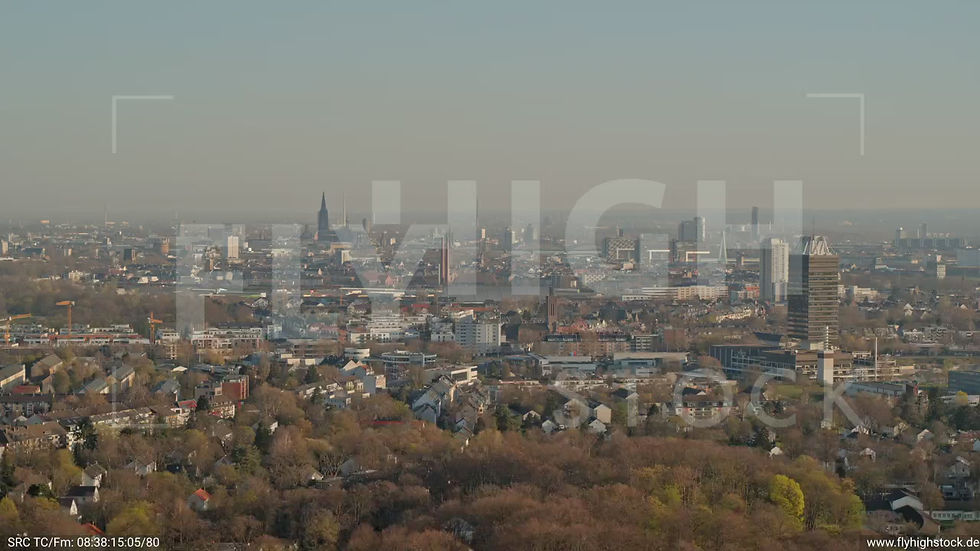 Köln Robinienweg Parallelflug nach unten C105_C011