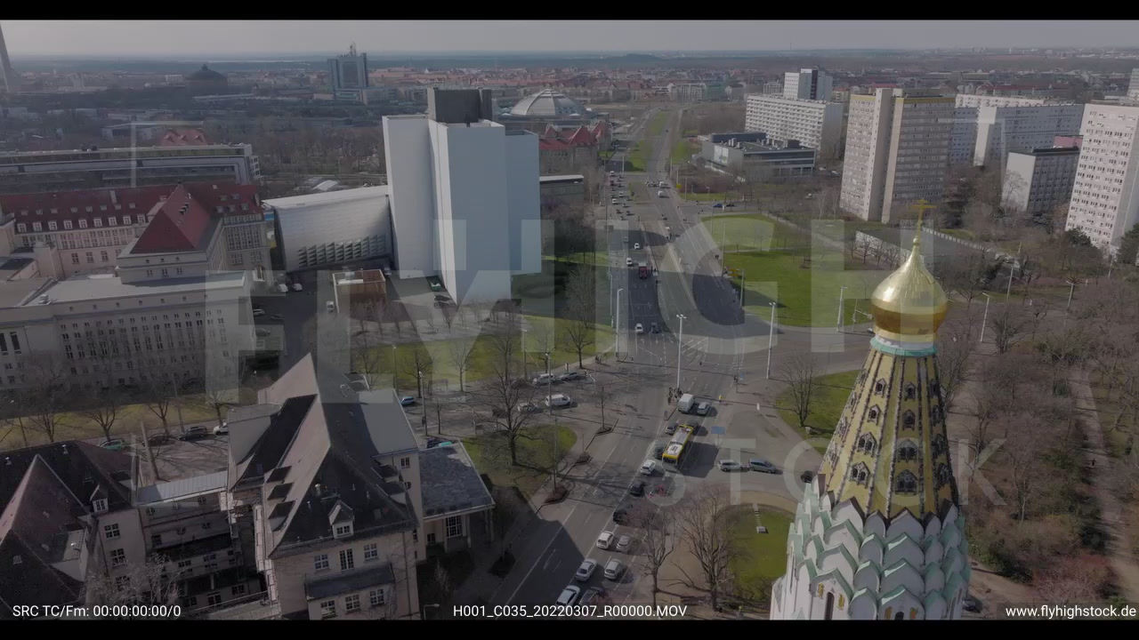 Leipzig Russische Gedächtniskirche Zuflug nach unten H001_C035