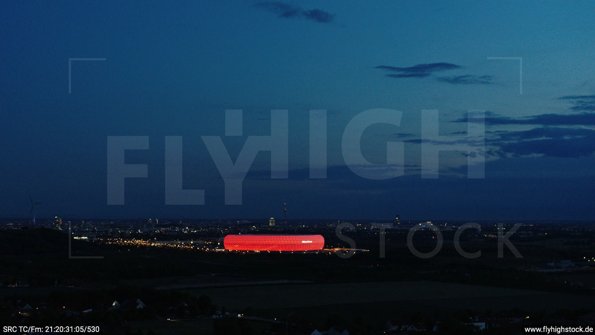 München Allianz Arena Skyline Hub abends