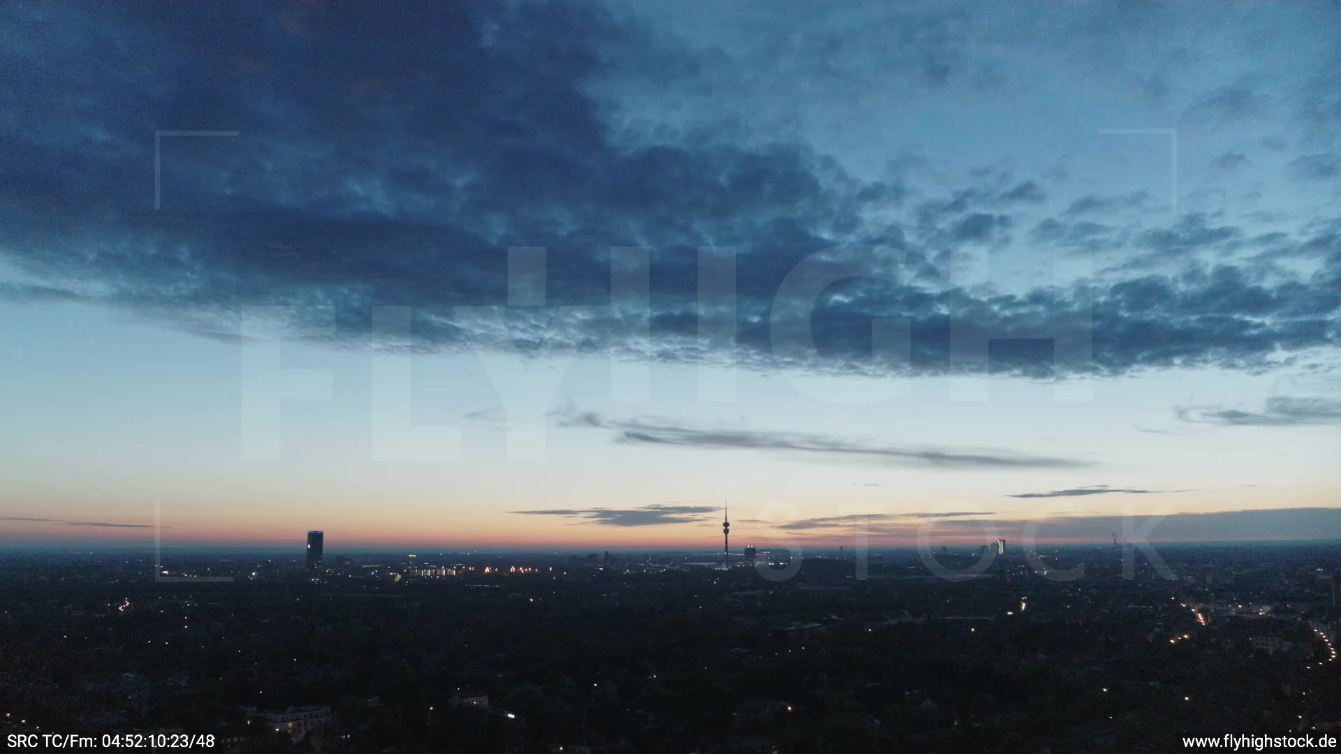 München Hirschgarten Olympiaturm Skyline Rückflug morgens