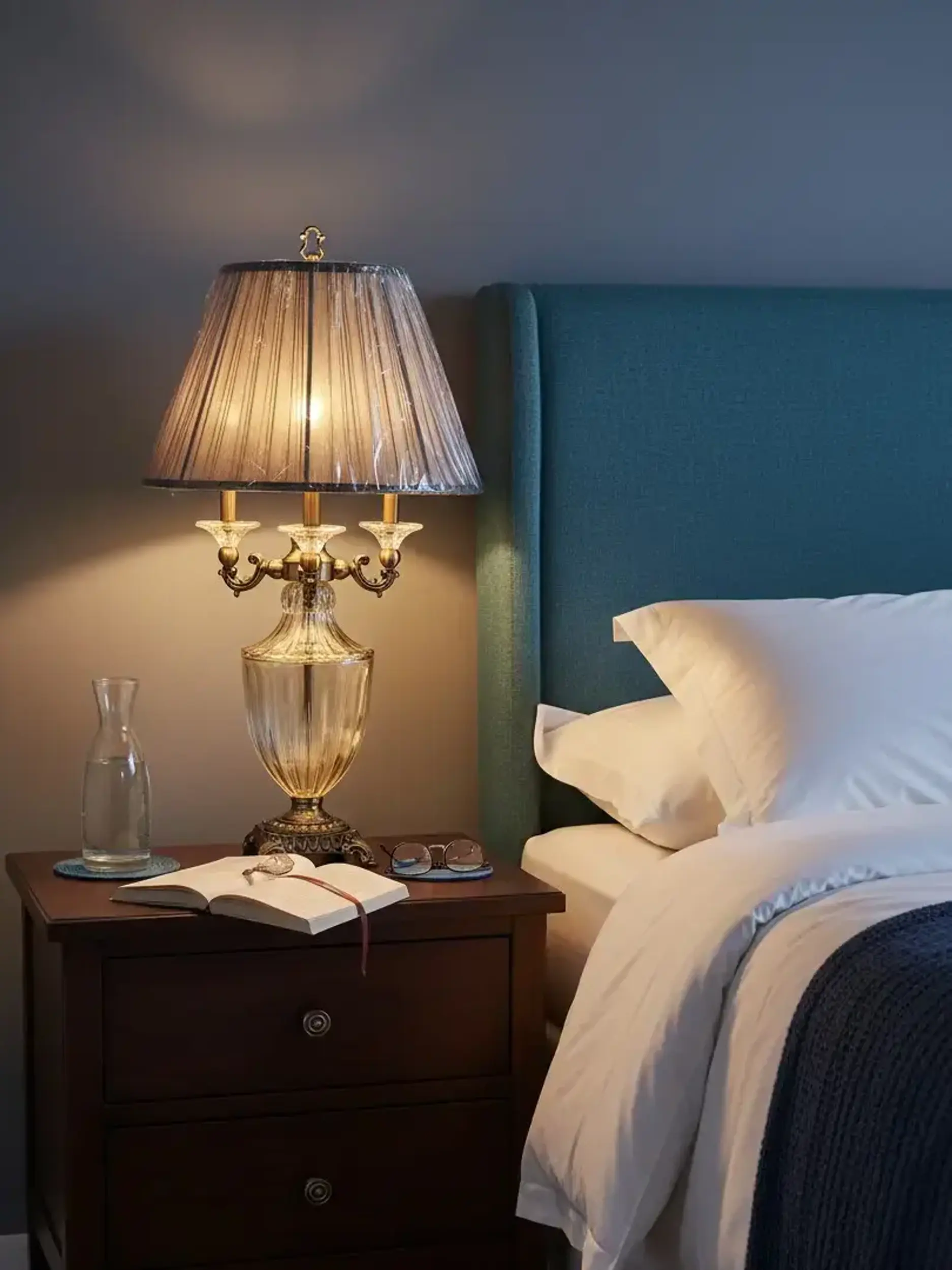 Table Lamp for Living Rooms & Bedrooms – DK18 6649/3