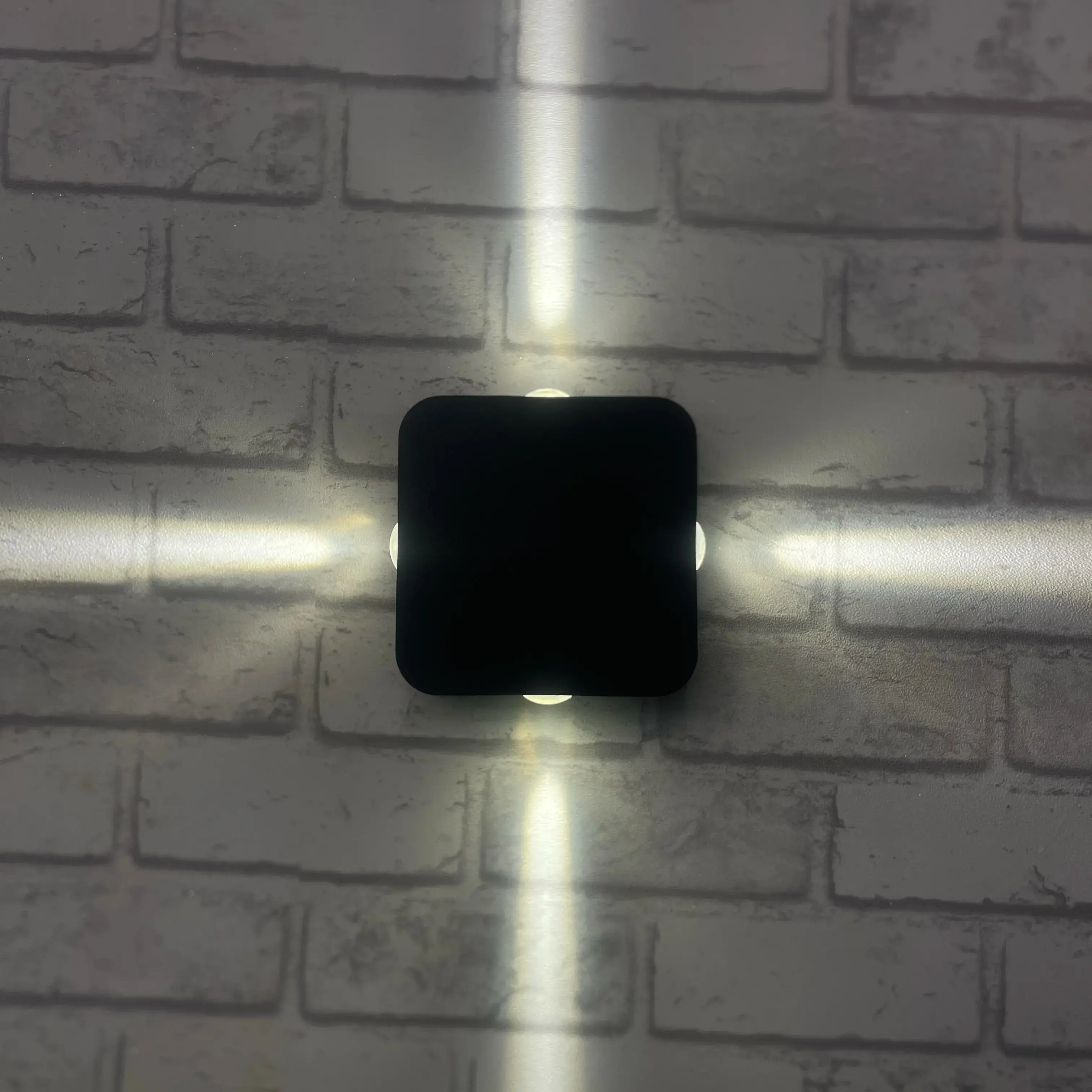 C CORE OUTDOOR 4WAY 1511 3000K