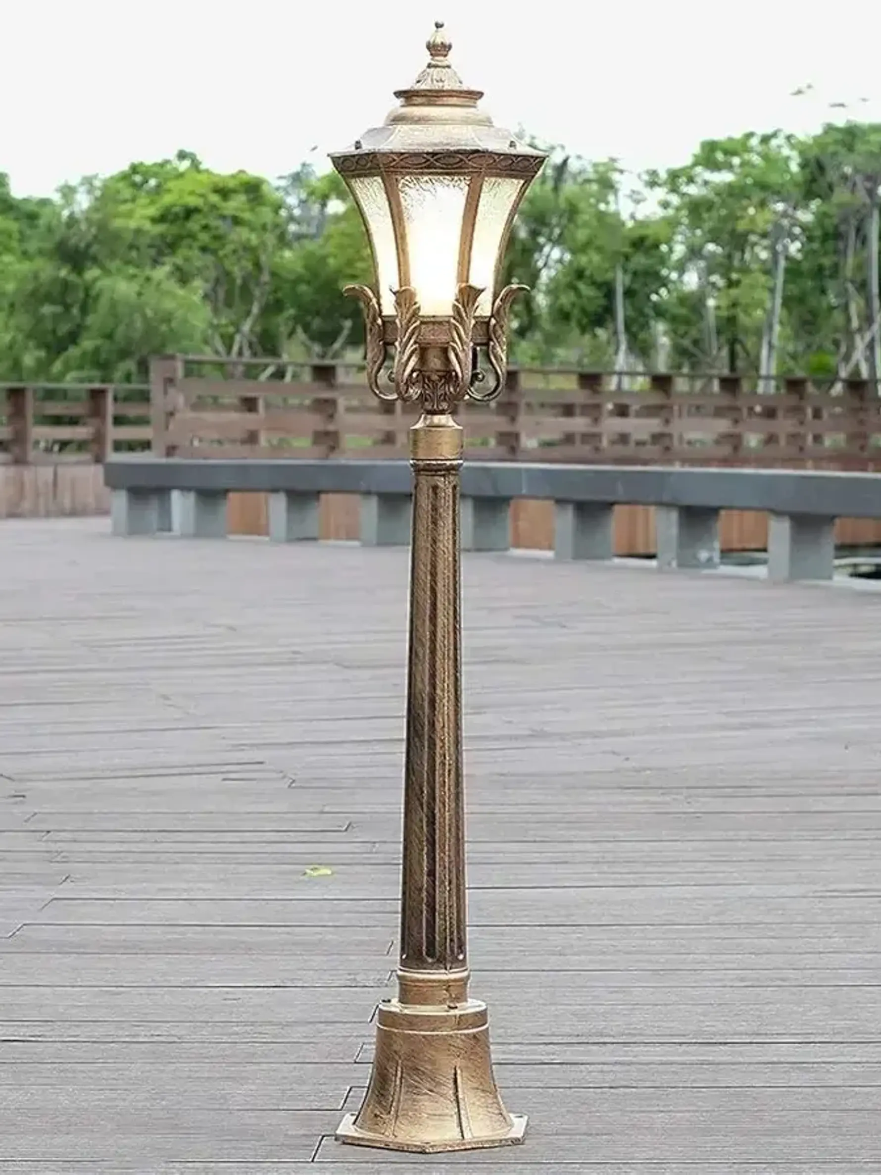 DK25 1061 BOLARD ANTIQUE