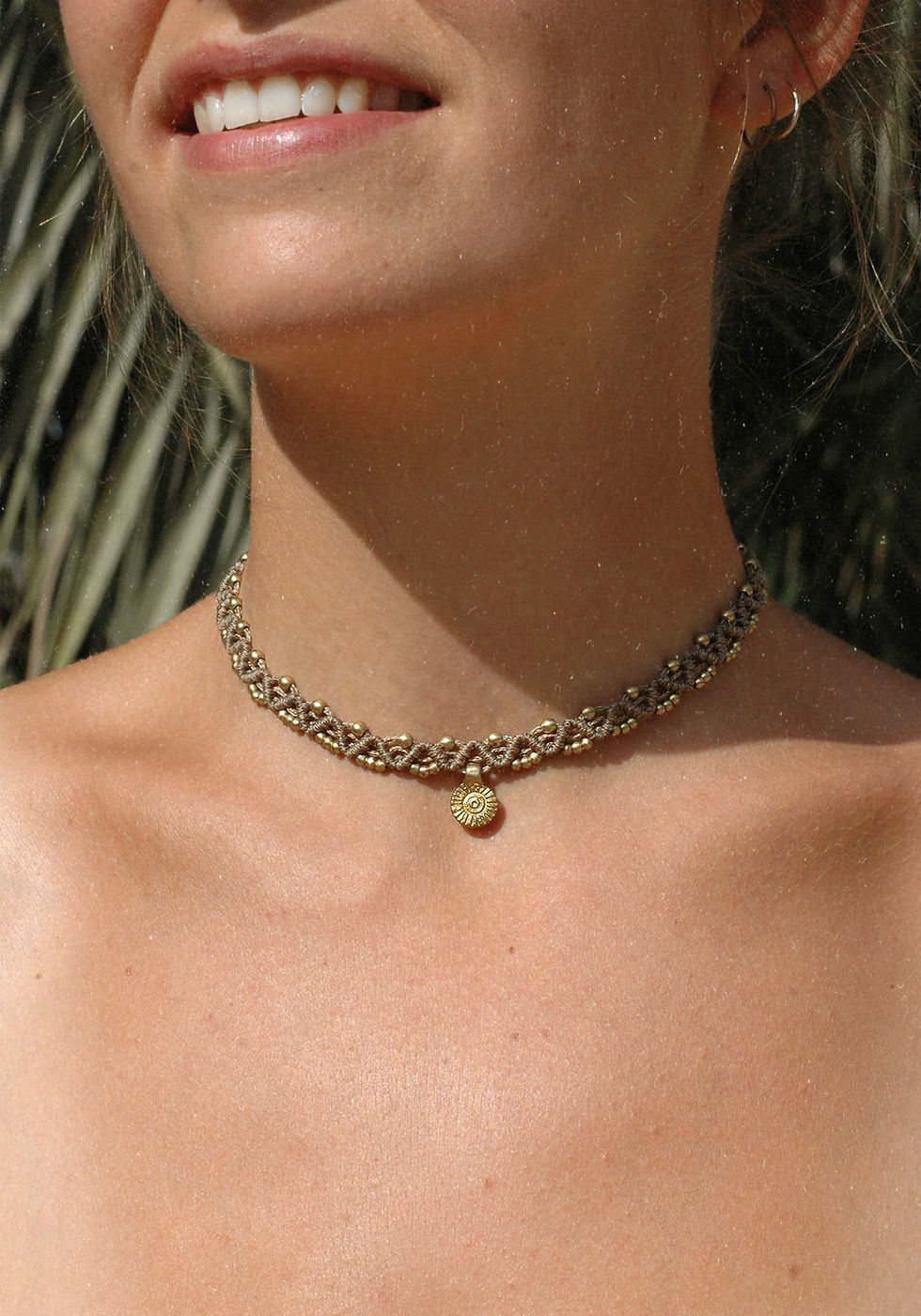 Thumbnail: lavira choker