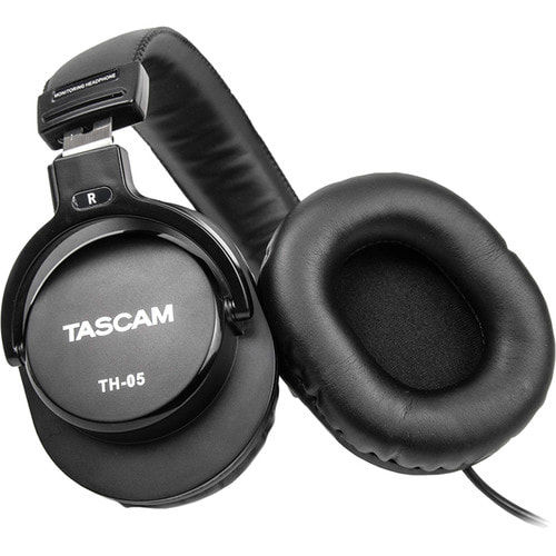 Thumbnail: Tascam TH-05 Monitoring Headphones