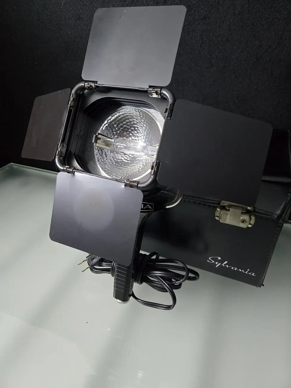 Thumbnail: Sylvania Professional Sun Gun SG-60 Movie Camera Light Kit