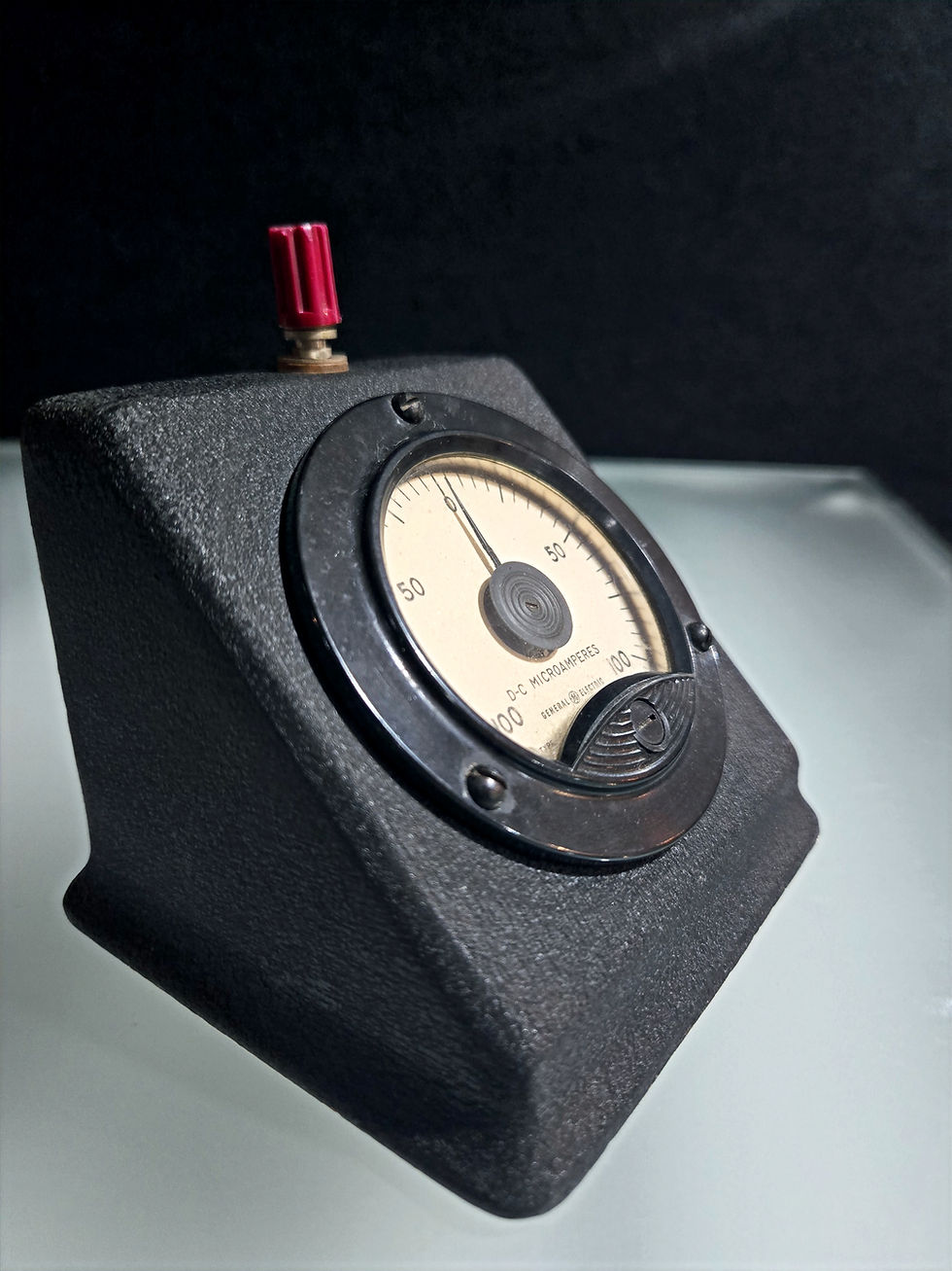 Thumbnail: General Electric Type DO-81, Model A-Y10 DC Microamperes 100-100 Panel Meter