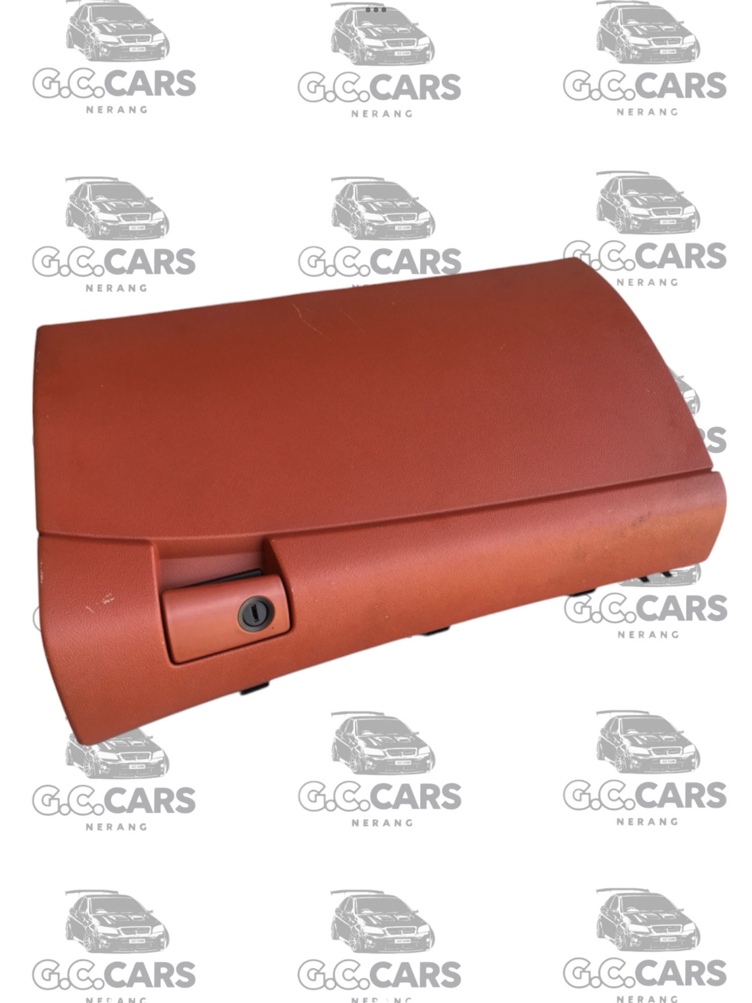 ORANGE GLOVE BOX LID SS (IGNITION)