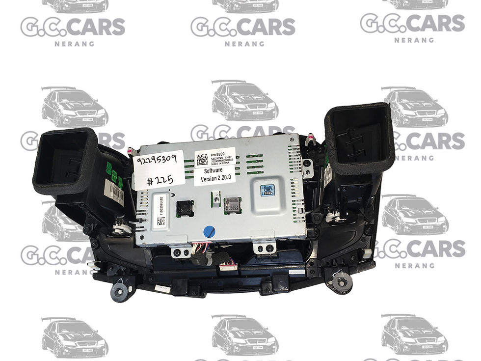 Thumbnail: HOLDEN COMMODORE VF SV6 SS GLOSS BLK STEREO FACIA RED SCREEN