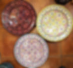 Assiettes en poterie.jpg