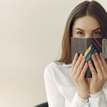 How to Overcome Boudoir Photography Shyness?