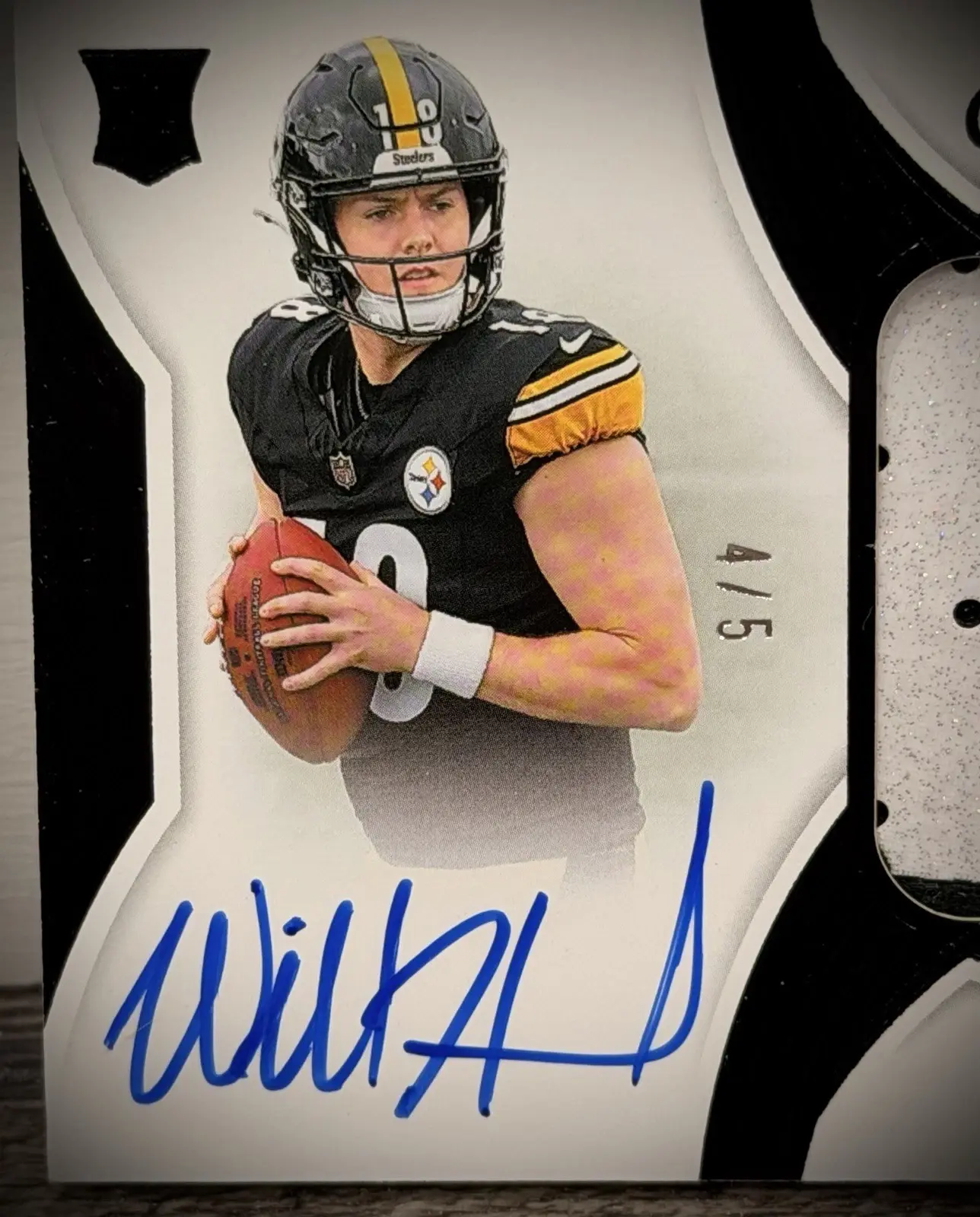 Autographed Will Howard trading card