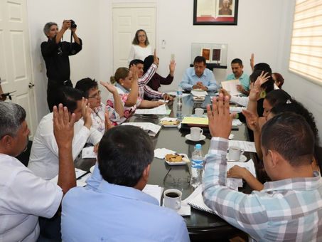 Cabildo aprueba tres obras -Apatzingán