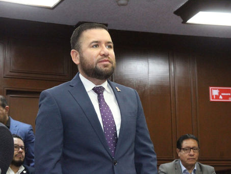 Propone Reyes Galindo vigilar el trabajo y la productividad de diputados