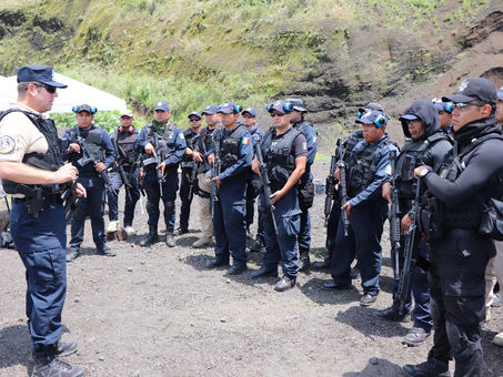 IEESSPP refrenda compromiso con municipios michoacanos para su profesionalización.