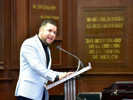 Plantea Reyes Galindo reducir edad para ocupar el cargo de director general del Instituto de la Juventud en Michoacán