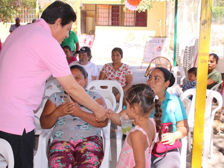 “Que no quede ningún habitante de Múgica sin atención médica”: Raymundo Arreola