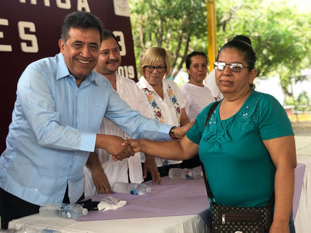 Entrega de lentes mejora la calidad de vida de ciudadanos