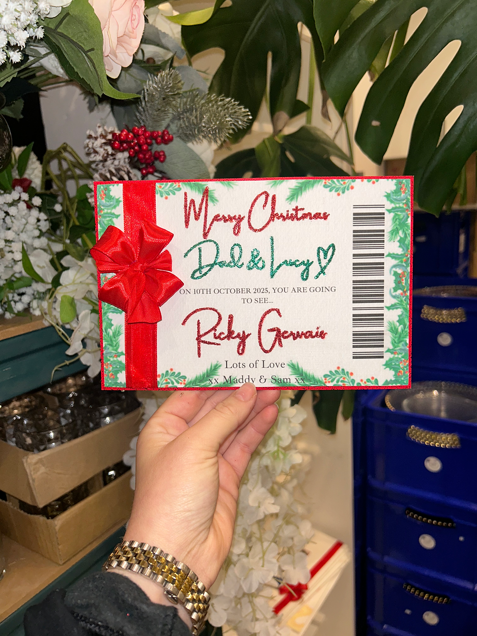 Thumbnail: Holly Themed Surprise Gift Voucher