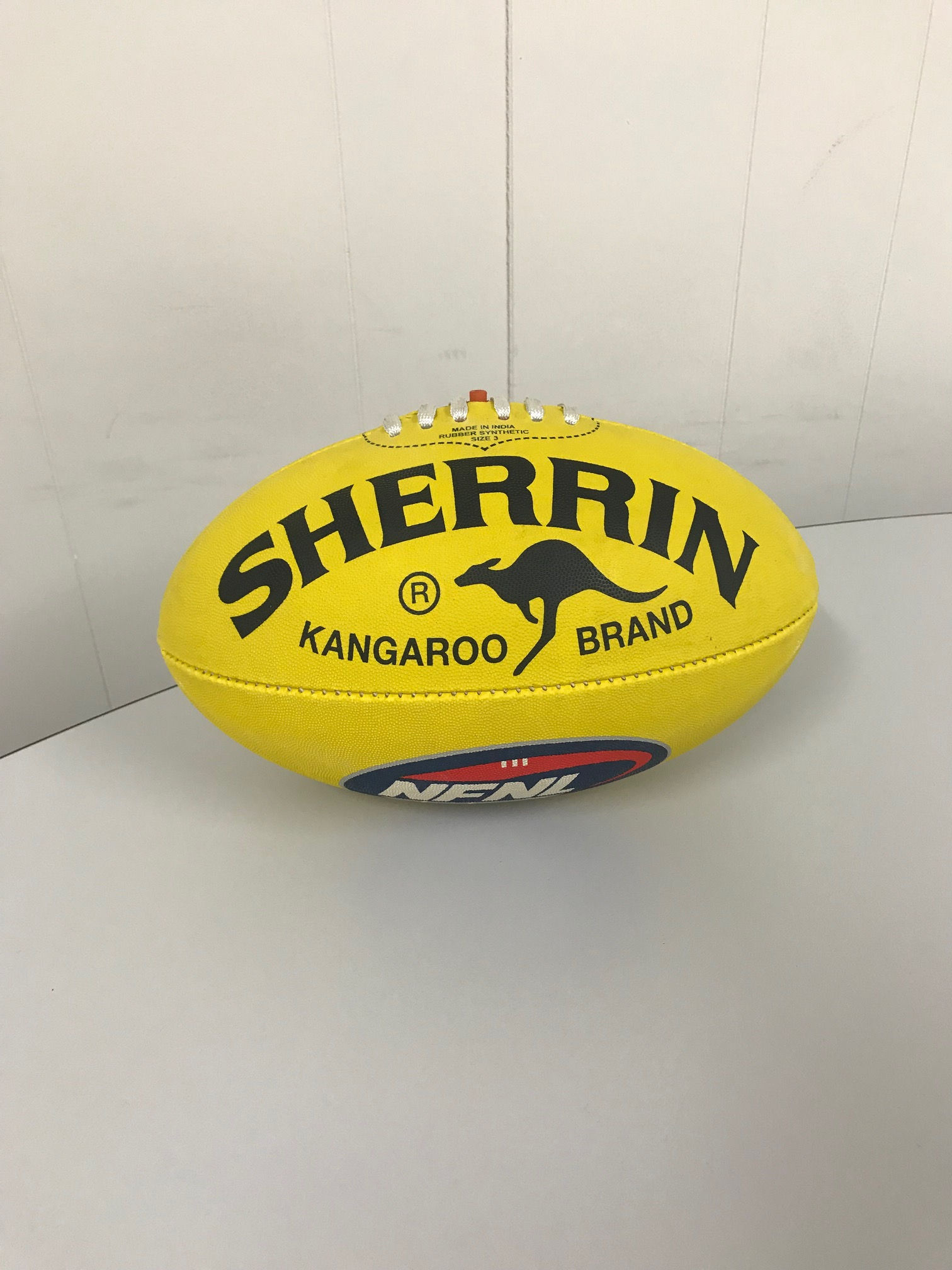 Sherrin KB Synthetic Yellow Size 3