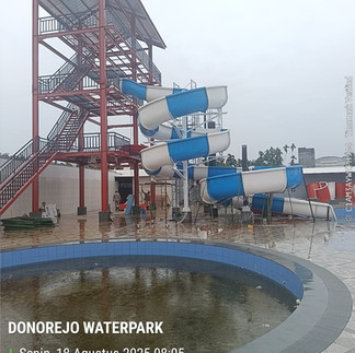 Donorejo Waterpark Jambi 8