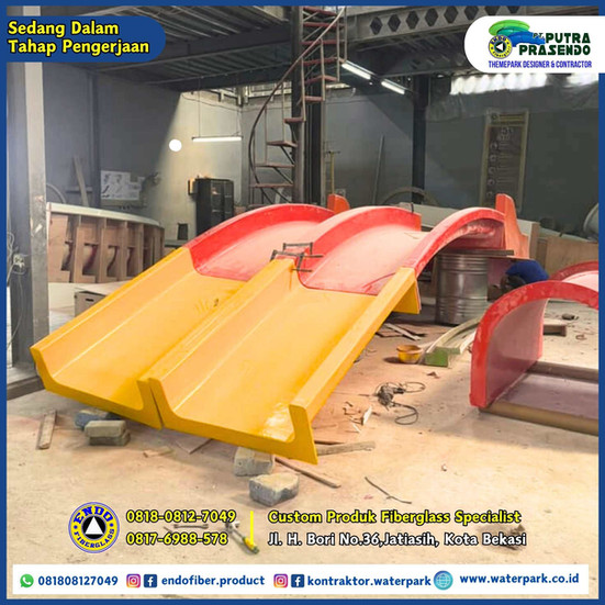cetak produksi waterslide Endofiberglass Workshop