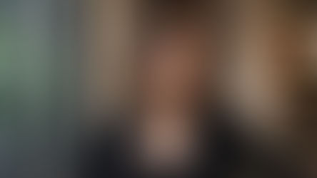 Berikut ini 5 contoh potongan layer wanita untuk sehari hari