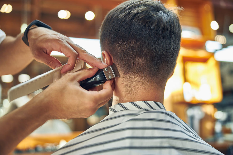 5 Inspirasi Model Rambut Wolf Cut Pria yang Lagi Ngetren