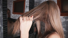 Scalp Care vs Hair Care: Apa Bedanya dan Mana yang Dibutuhkan Rambutmu?
