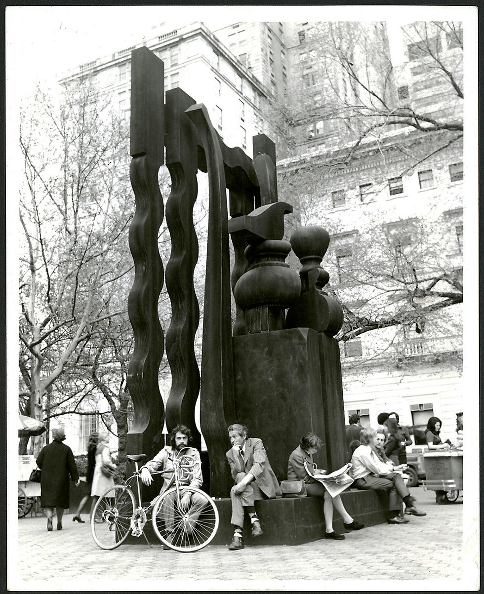 - Louise Nevelson, "Night Presence IV" (1972), Park Ave at 92nd St., New York. Photograph by Albert Mozell, courtesy of The Pace Gallery, April 24, 1973.