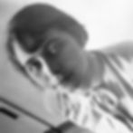 - Retrato de Gunta Stölzl en la Bauhaus, hacia 1926. Fotógraf@ desconocid@. Bauhaus-Archiv Berlin.