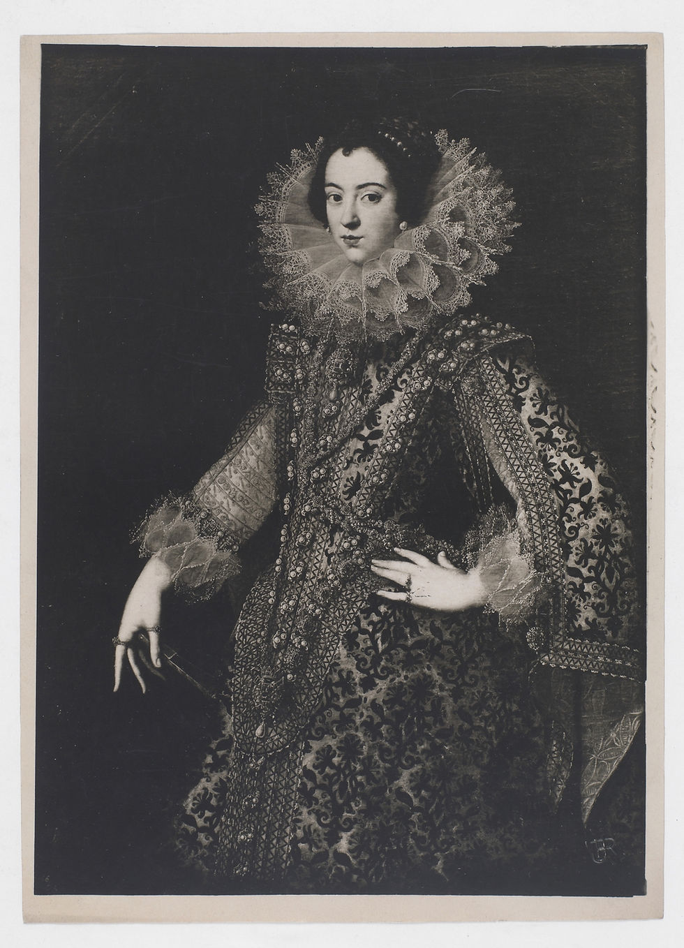 - Juana Roig, "Isabel de Borbón, reina de España, primera esposa de Felipe IV", c. 1920. Colodión sobre papel fotográfico, c. 1920. © Museo del Prado, Madrid.