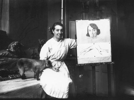 Lía Correa Morales (1893-1975)