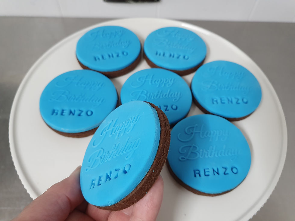 Thumbnail: Fondant Sugar Cookies (12)