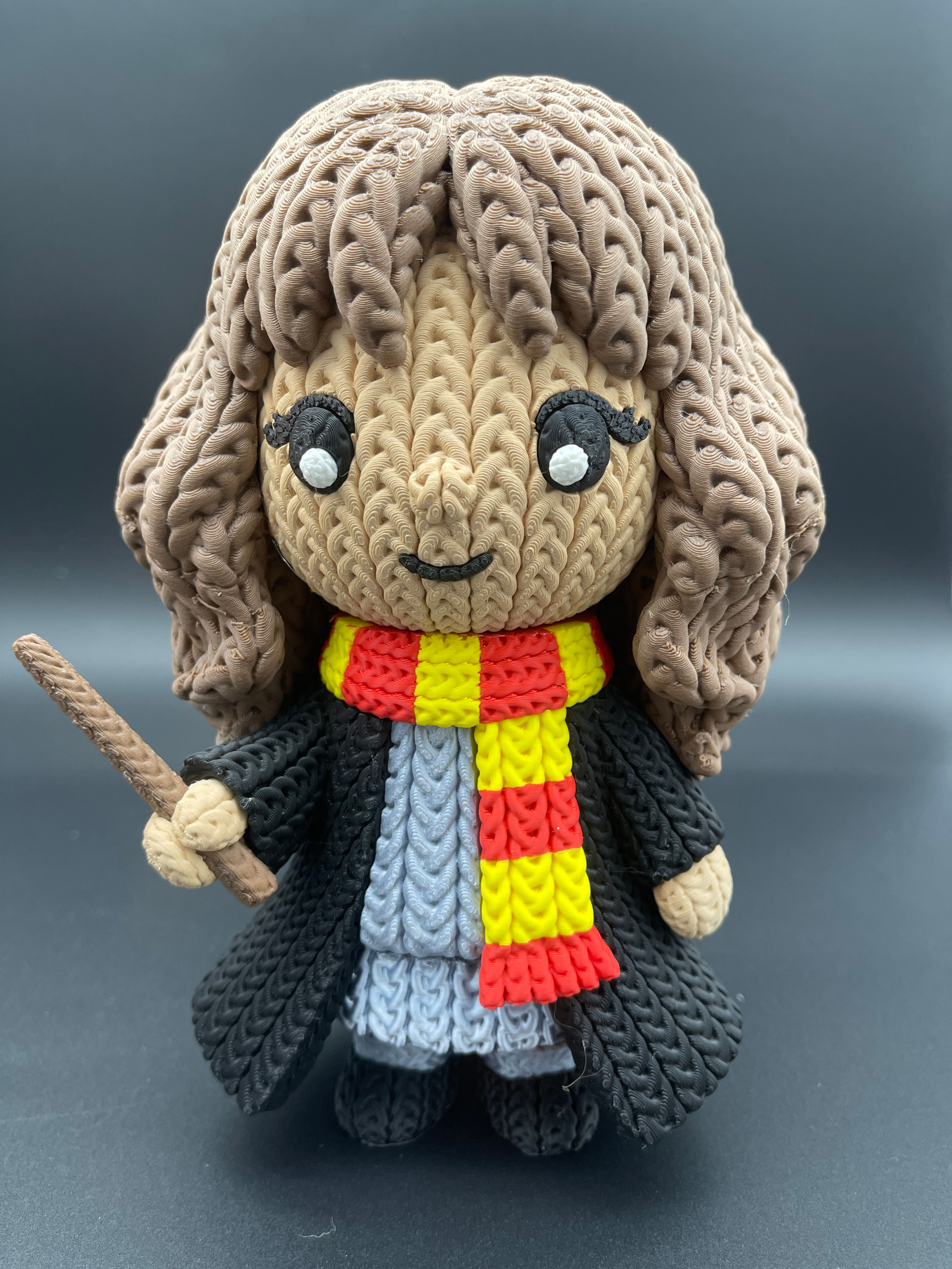 Figurine Hermione impression 3D version crochet 23 cms