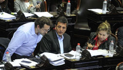POLÍTICA. Congreso
El massismo confirmó que renuncia al aumento otorgado a los Diputados Nacionales.