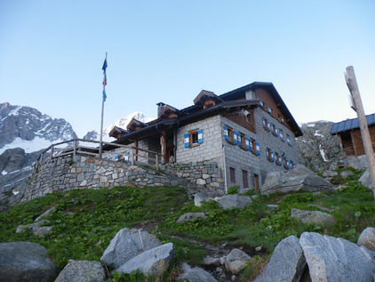 Denza ( Rifugio )