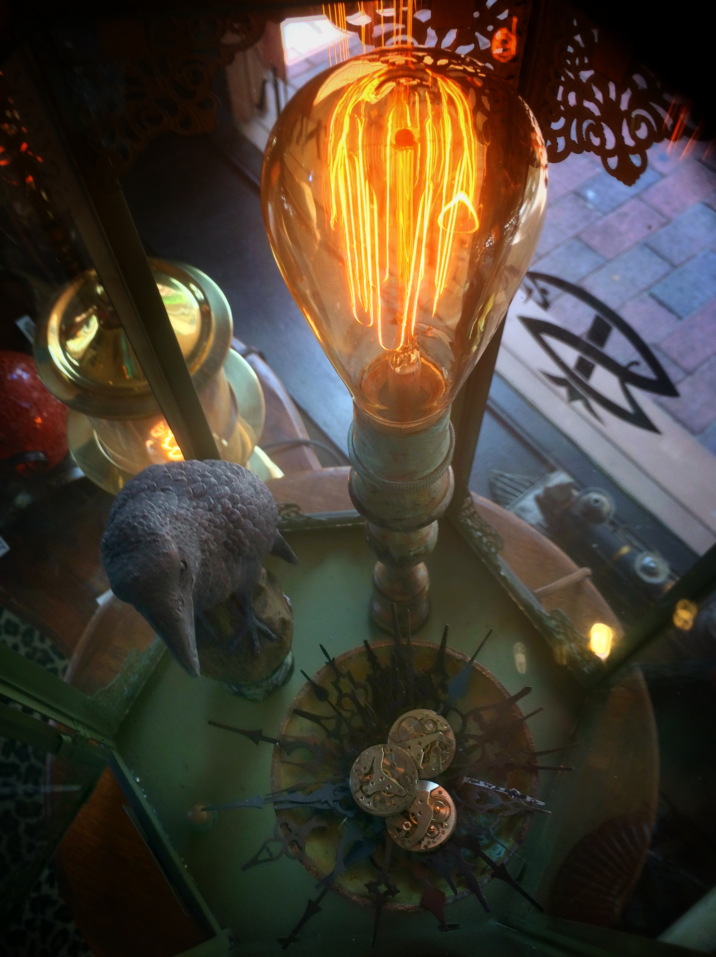Theif of Time, steampunk lamp in Timeless