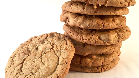 Pecan & White Chocolate Cookie